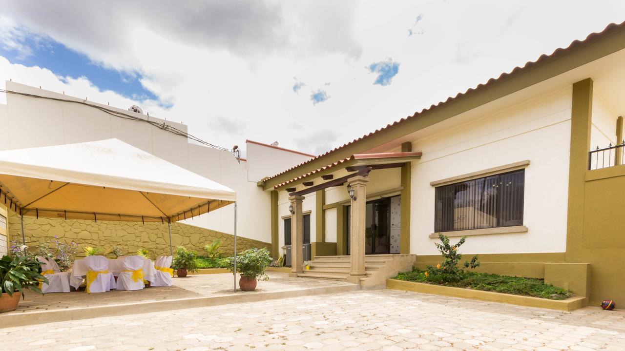 Hotel Frontera Ocotal Exteriör bild